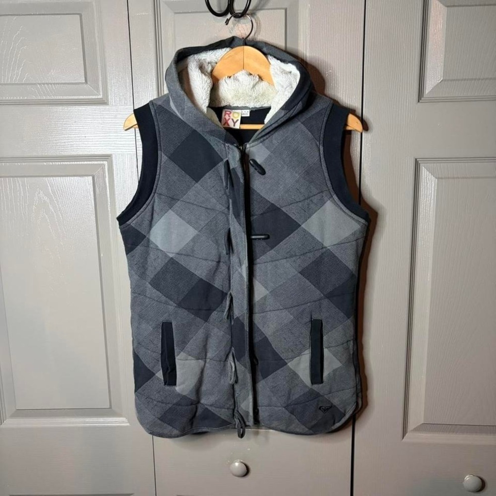 Roxy plaid fur‎ vest  Size XL y2k button up sleeveless preppy